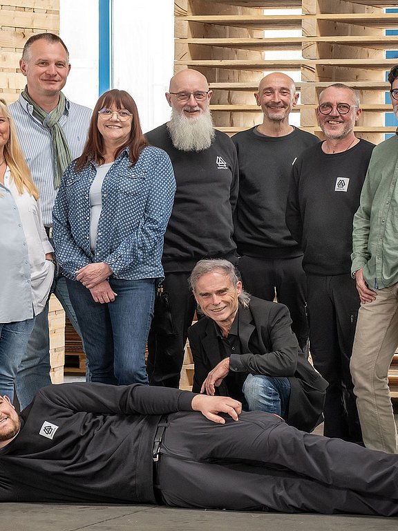 Gruppenbild von Hennlich Mitarbeitern